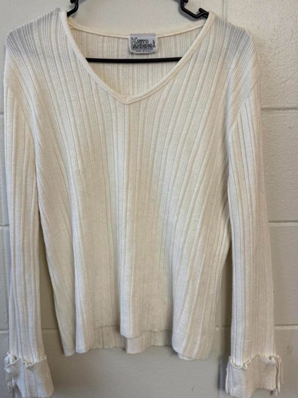 Cream Ribbed V-Neck Long Sleeve Top